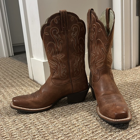 Ariat Women’s Cowboy Boots - Picture 7 of 7